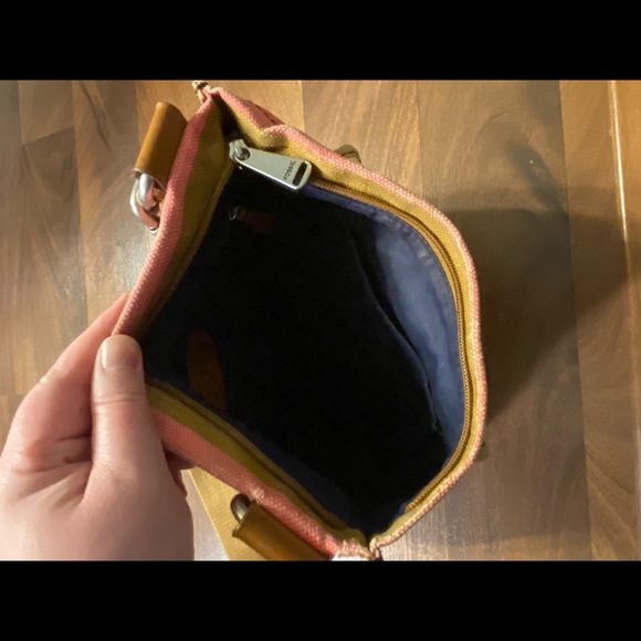 Fossil Cross-body Purse - Picture 3 of 6